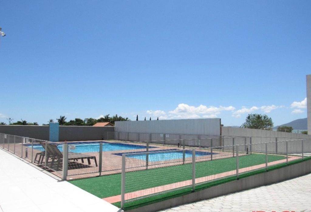 Apartamento Na Palhoca, Com Vista Para O Mar, Proximo A Mercados, Padarias E Farmacias. Dış mekan fotoğraf