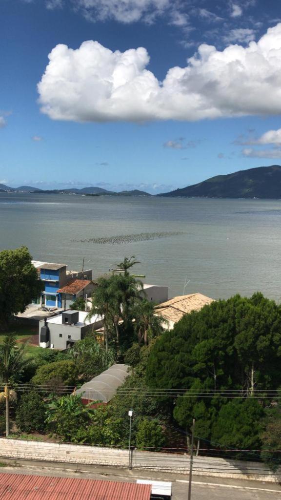 Apartamento Na Palhoca, Com Vista Para O Mar, Proximo A Mercados, Padarias E Farmacias. Dış mekan fotoğraf